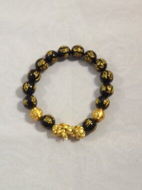 Gold and Black Beaded Pixiu Bracelet - Dragon Focal Bead